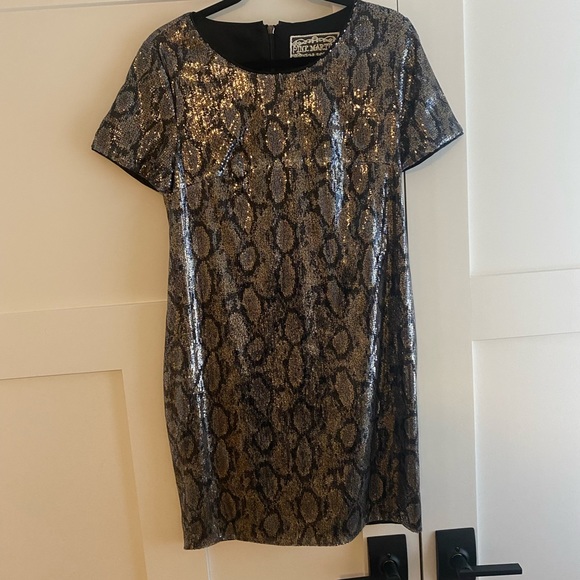 Pink Martini short sleeved sequin python print mini dress size S - Picture 1 of 4